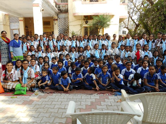 AMAR # 411 AYM members of Gujarat visit to the Lion’s Club Blind School