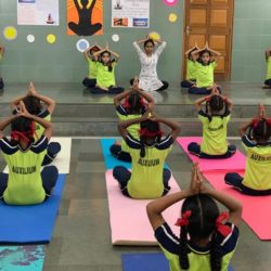 AMAR # 815 International Yoga Day at Pali Hill Bandra!