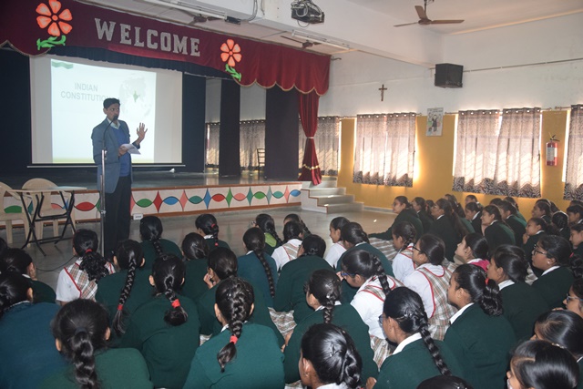 AMAR # 1118 Aux-Baroda conducts a Seminar on Indian Constitutions