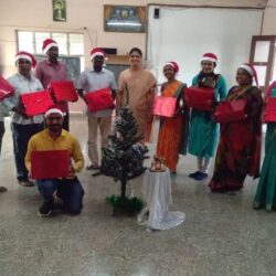 AMAR # 1316 Christmas celebration@ LV Niwas’ Helpers Ahmednagar.
